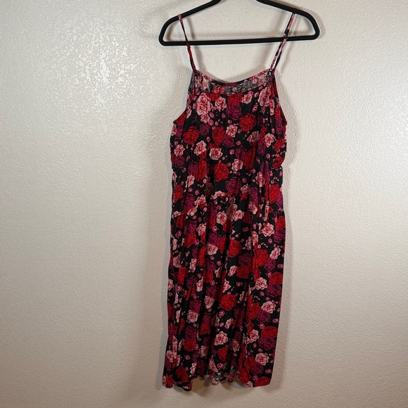 Old Navy Dark Floral Tiered Midi Dress With Pockets Size XL - Picture 3 of 8